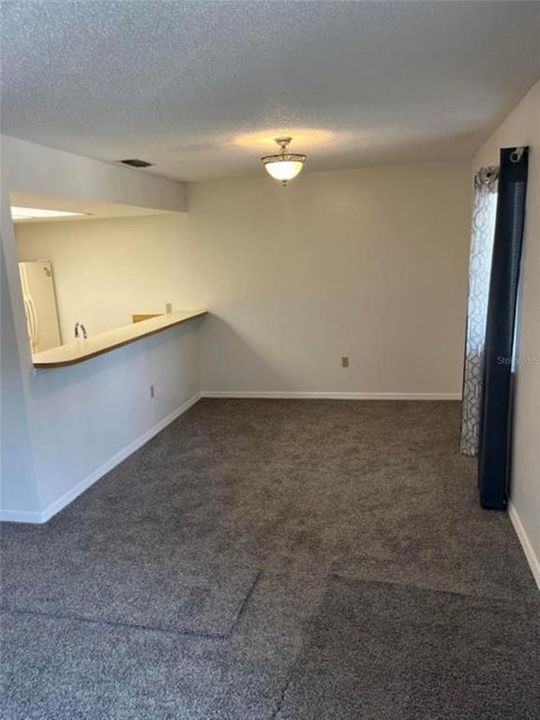 For Sale: $157,900 (2 beds, 2 baths, 900 Square Feet)