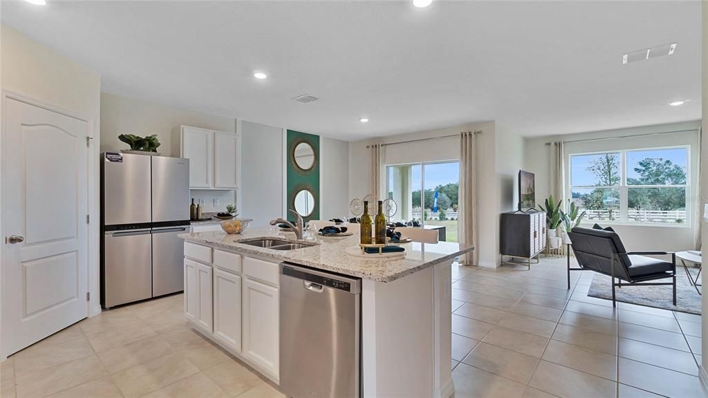 Active With Contract: $392,490 (4 beds, 2 baths, 1828 Square Feet)