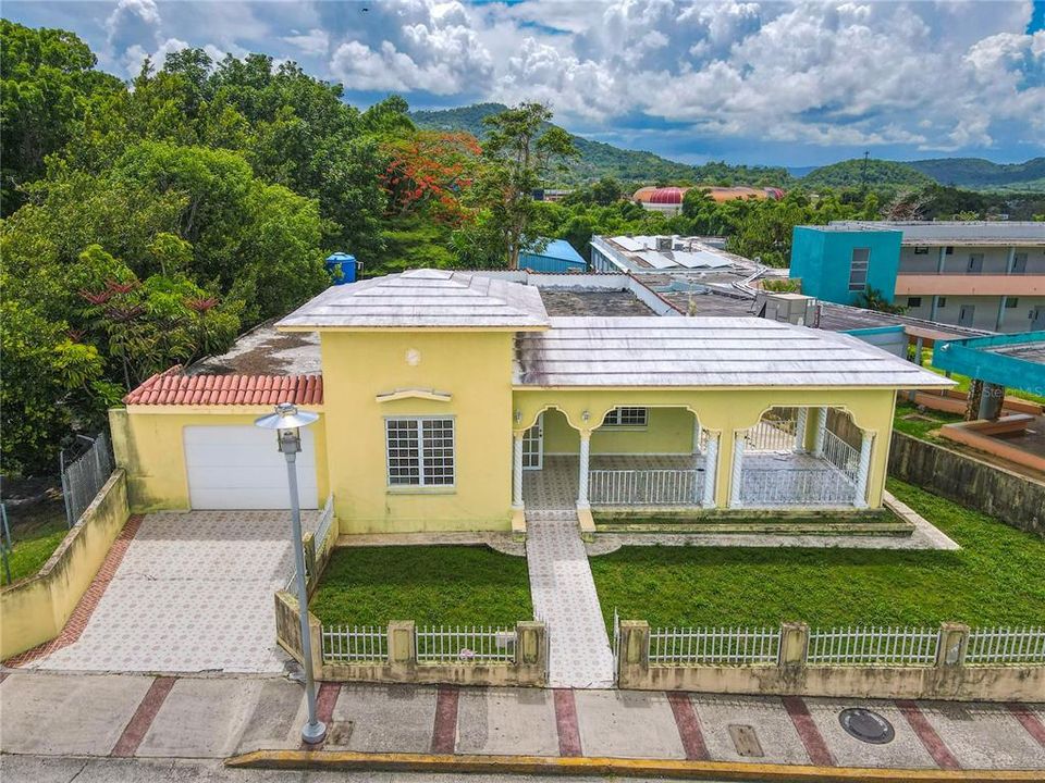 En Venta: $249,000 (3 camas, 2 baños, 0 Pies cuadrados)