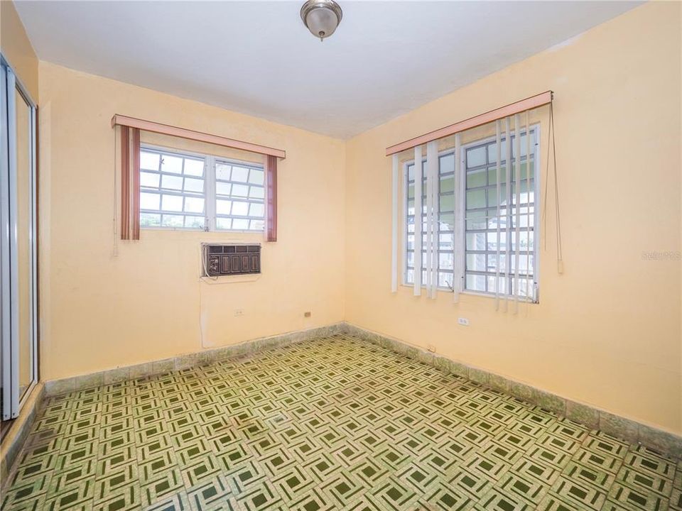 En Venta: $249,000 (3 camas, 2 baños, 0 Pies cuadrados)