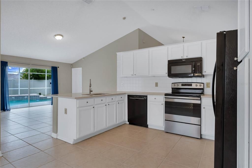 For Sale: $439,900 (3 beds, 2 baths, 1616 Square Feet)