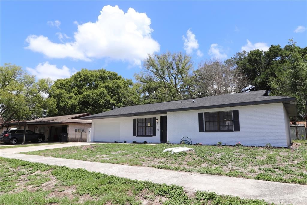 For Sale: $359,900 (3 beds, 2 baths, 1125 Square Feet)