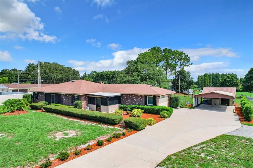 For Sale: $415,000 (3 beds, 2 baths, 1763 Square Feet)