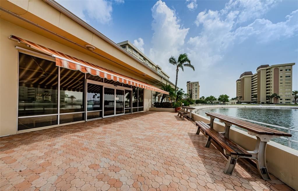 outdoor patio to main pool