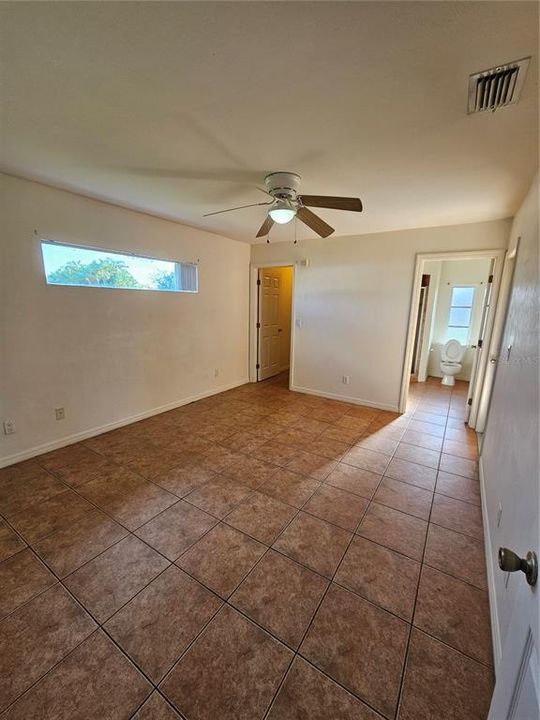 For Rent: $1,700 (2 beds, 2 baths, 1354 Square Feet)