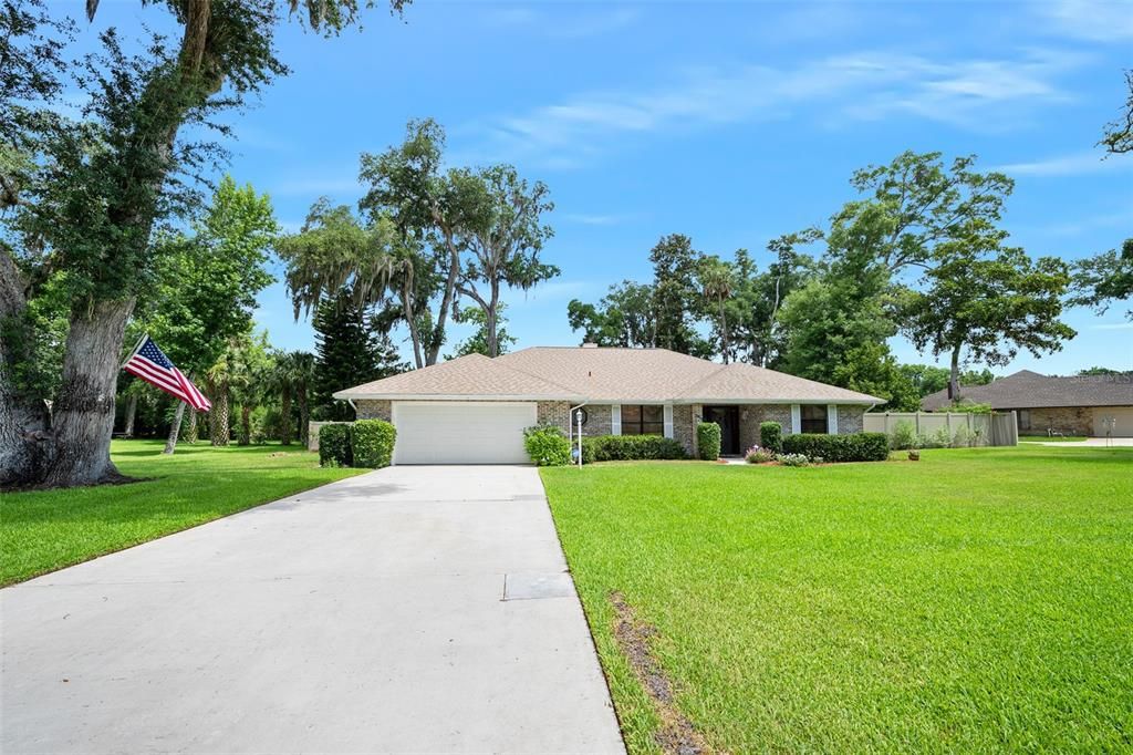 Active With Contract: $529,000 (3 beds, 2 baths, 2136 Square Feet)