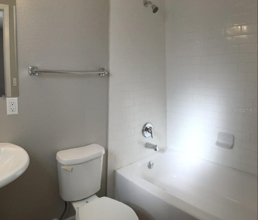 For Rent: $1,867 (4 beds, 2 baths, 1503 Square Feet)