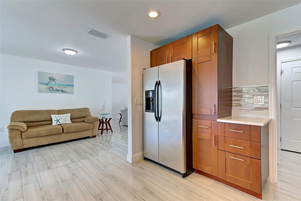 For Sale: $379,900 (3 beds, 2 baths, 1743 Square Feet)