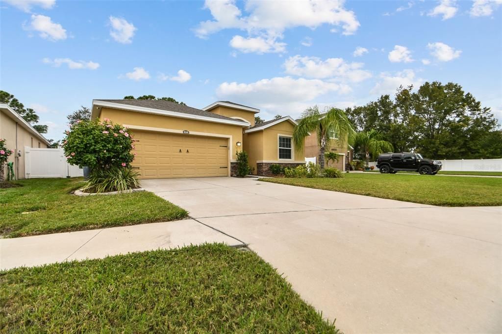 For Sale: $429,000 (4 beds, 2 baths, 2045 Square Feet)