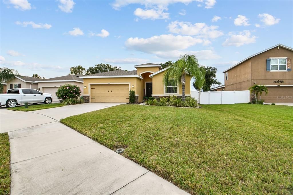 For Sale: $429,000 (4 beds, 2 baths, 2045 Square Feet)