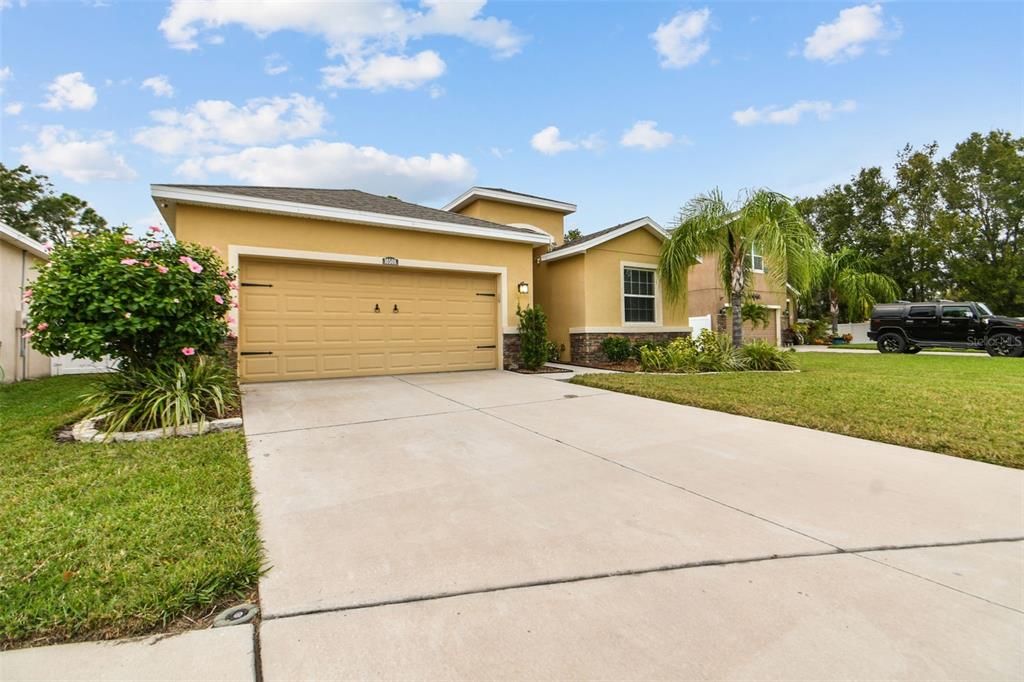 For Sale: $429,000 (4 beds, 2 baths, 2045 Square Feet)