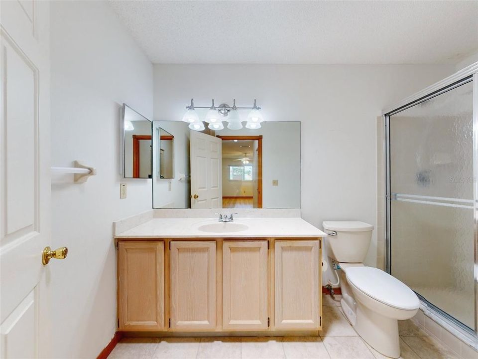 For Sale: $229,000 (2 beds, 2 baths, 1858 Square Feet)