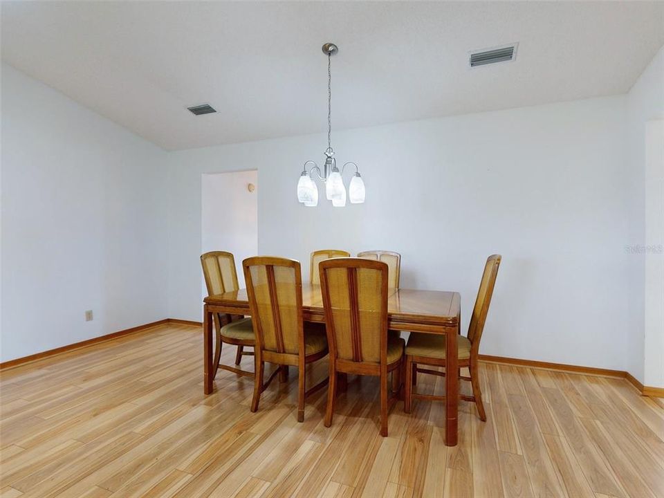 For Sale: $229,000 (2 beds, 2 baths, 1858 Square Feet)