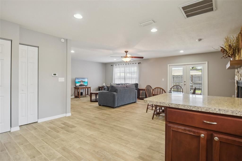 For Sale: $399,000 (3 beds, 2 baths, 1357 Square Feet)