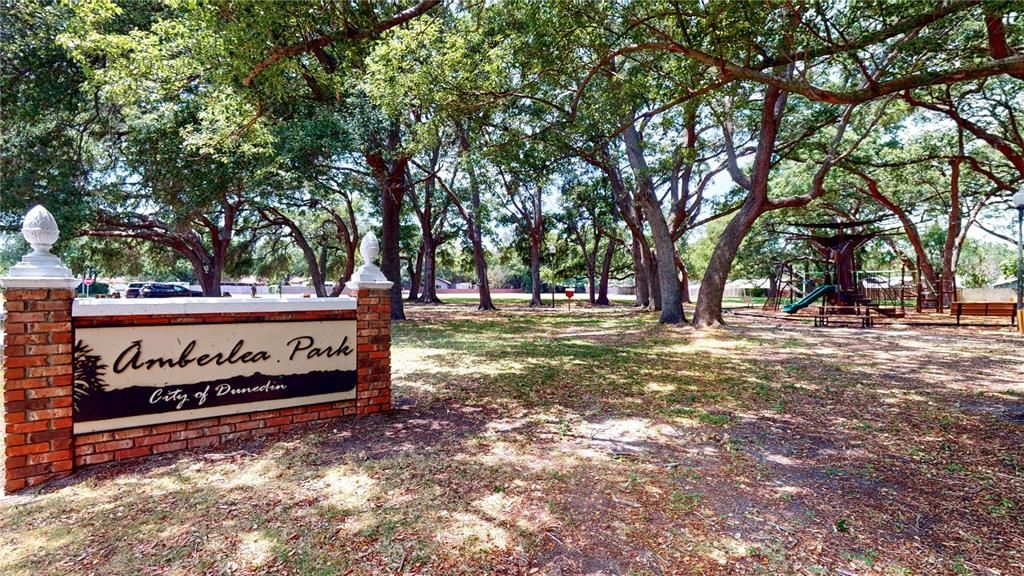 For Sale: $549,000 (3 beds, 2 baths, 1987 Square Feet)