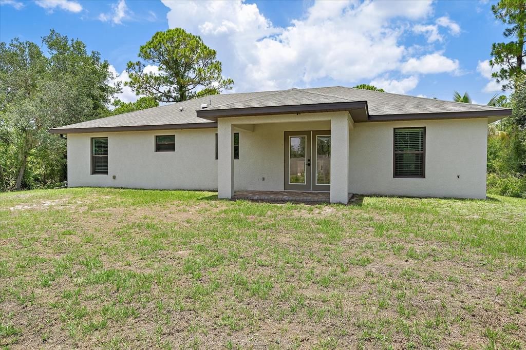 For Sale: $345,000 (3 beds, 2 baths, 1374 Square Feet)