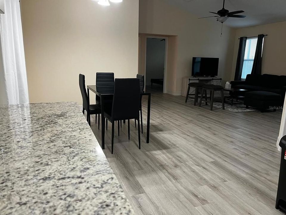 For Sale: $296,900 (3 beds, 2 baths, 1128 Square Feet)