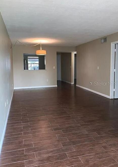 For Rent: $1,895 (2 beds, 2 baths, 1100 Square Feet)