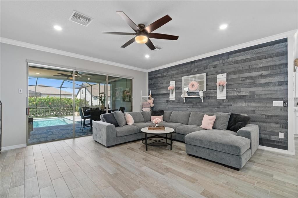 Active With Contract: $765,000 (4 beds, 3 baths, 2885 Square Feet)