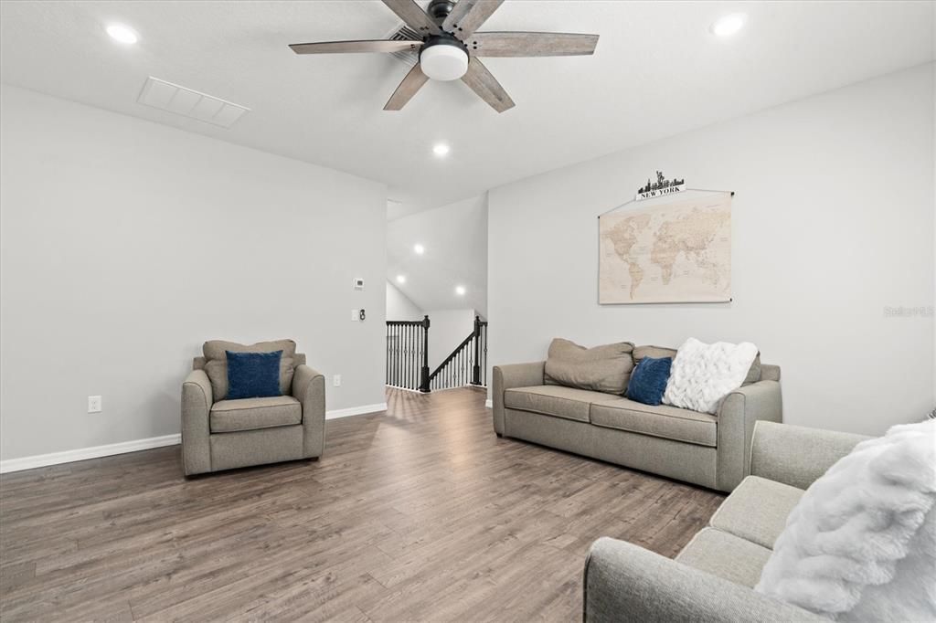 Active With Contract: $765,000 (4 beds, 3 baths, 2885 Square Feet)