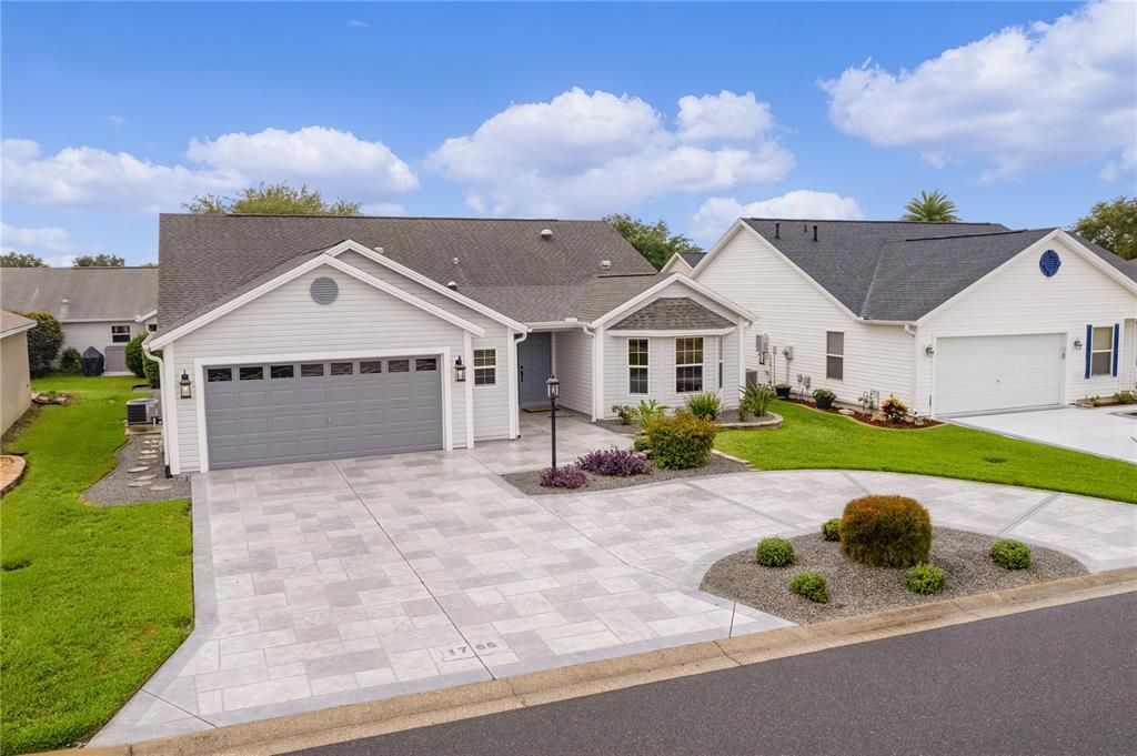 Stamped & painted concrete circular driveway