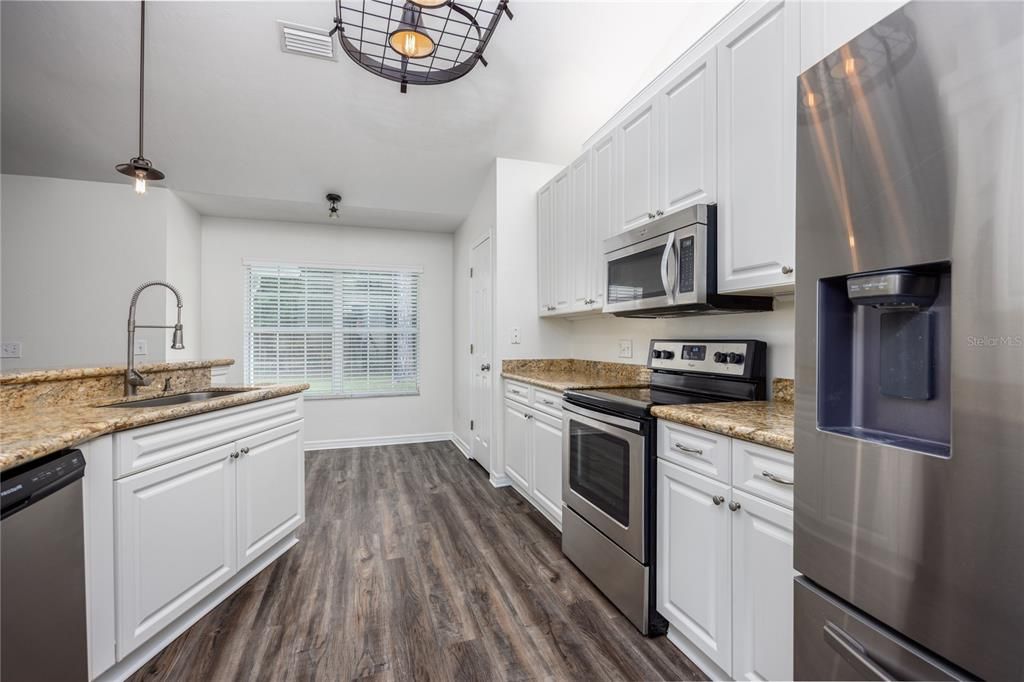 Active With Contract: $349,500 (4 beds, 2 baths, 1797 Square Feet)