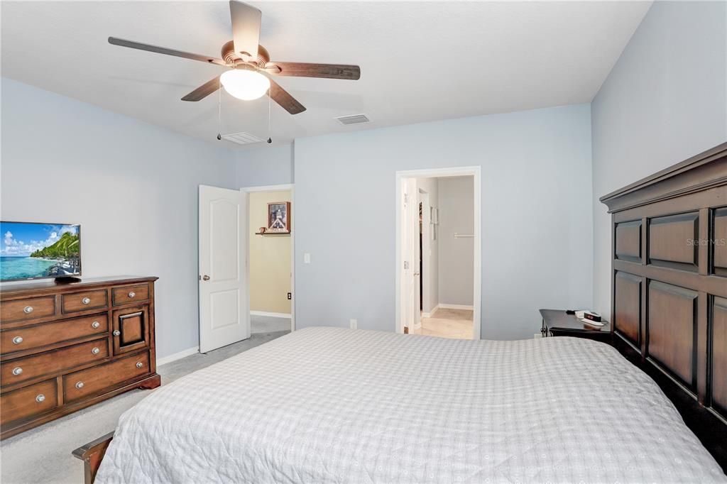 For Sale: $324,990 (3 beds, 2 baths, 1431 Square Feet)