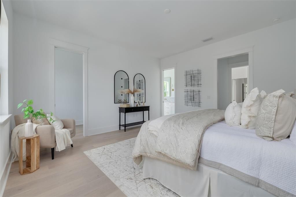 Active With Contract: $1,499,000 (3 beds, 2 baths, 2352 Square Feet)