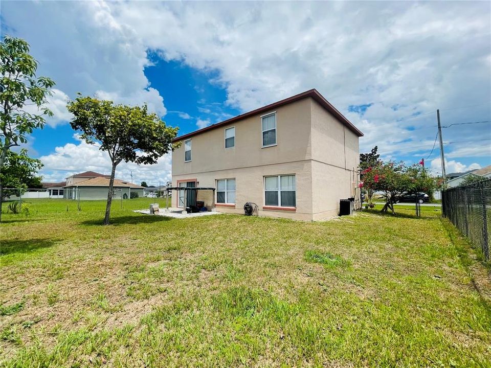 For Sale: $377,000 (4 beds, 2 baths, 2142 Square Feet)