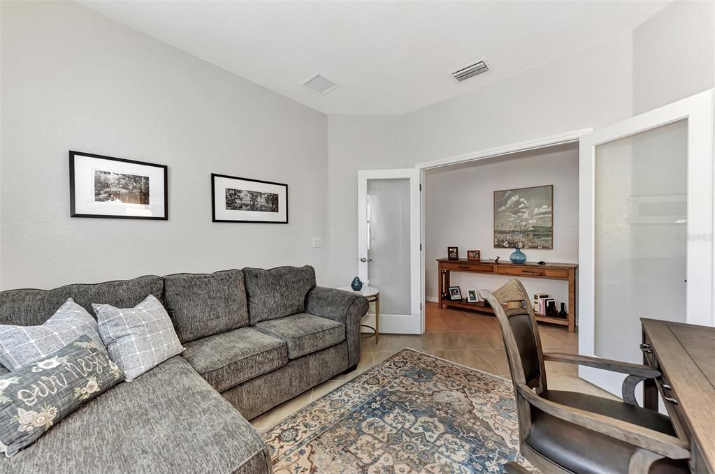 For Sale: $575,000 (2 beds, 2 baths, 1907 Square Feet)