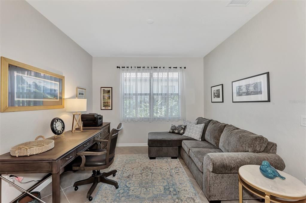 For Sale: $575,000 (2 beds, 2 baths, 1907 Square Feet)