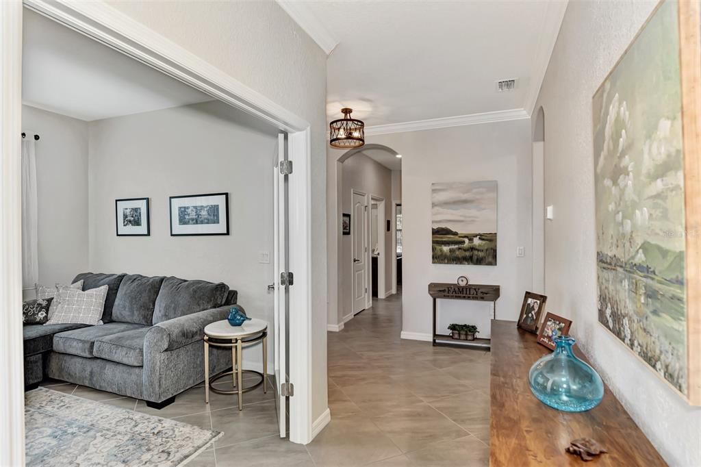 For Sale: $575,000 (2 beds, 2 baths, 1907 Square Feet)