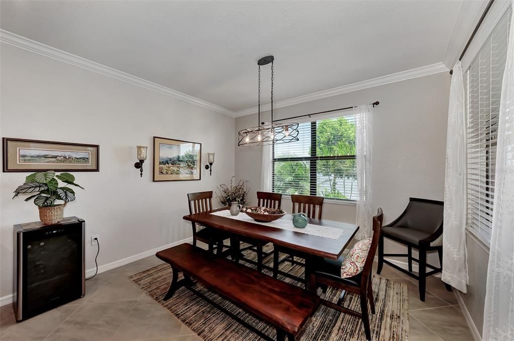 For Sale: $575,000 (2 beds, 2 baths, 1907 Square Feet)