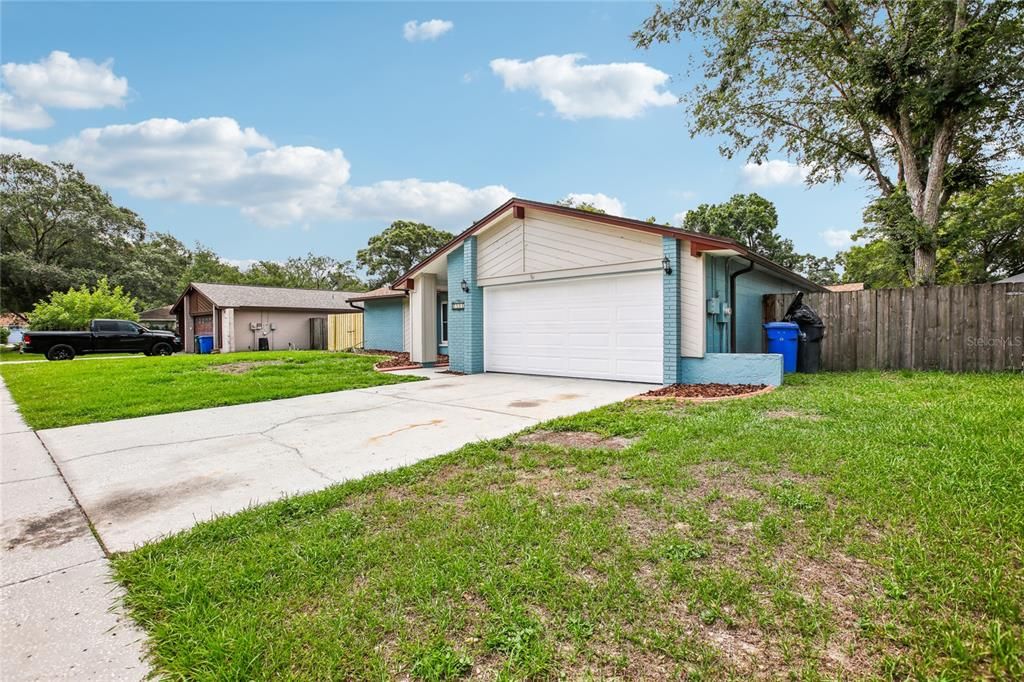 For Sale: $389,900 (3 beds, 2 baths, 1450 Square Feet)