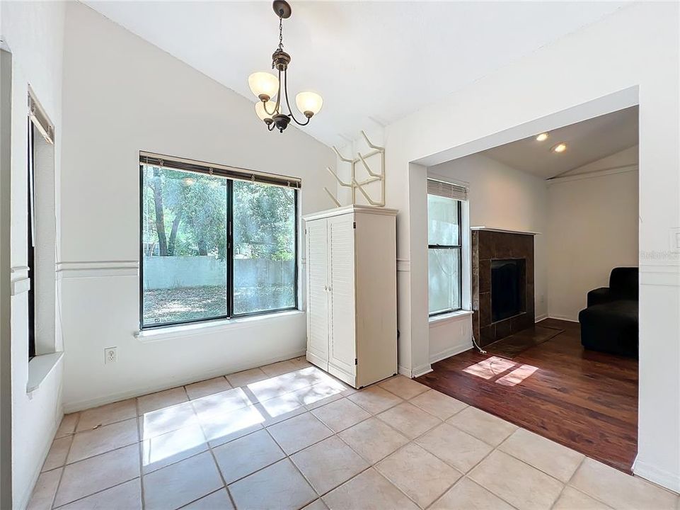 For Sale: $480,000 (4 beds, 2 baths, 1907 Square Feet)