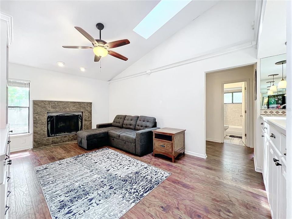 For Sale: $480,000 (4 beds, 2 baths, 1907 Square Feet)