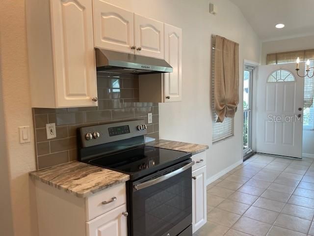 For Rent: $2,150 (2 beds, 2 baths, 1176 Square Feet)