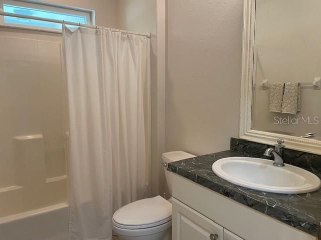 For Rent: $2,150 (2 beds, 2 baths, 1176 Square Feet)