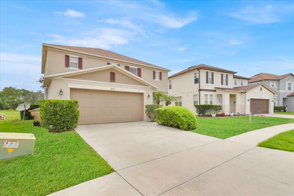 For Sale: $449,000 (4 beds, 2 baths, 2396 Square Feet)