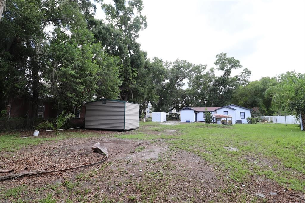 For Sale: $385,000 (4 beds, 2 baths, 1140 Square Feet)