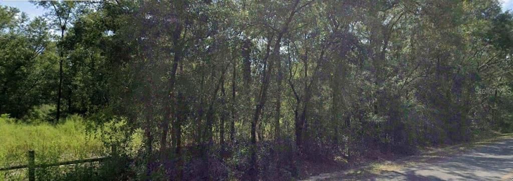 En Venta: $38,000 (0.61 acres)