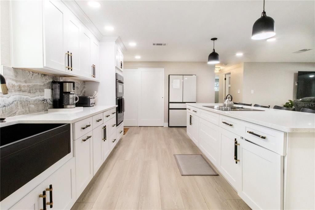 Active With Contract: $750,000 (4 beds, 2 baths, 2130 Square Feet)