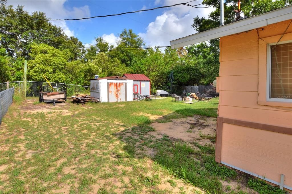 Active With Contract: $180,000 (3 beds, 2 baths, 1576 Square Feet)