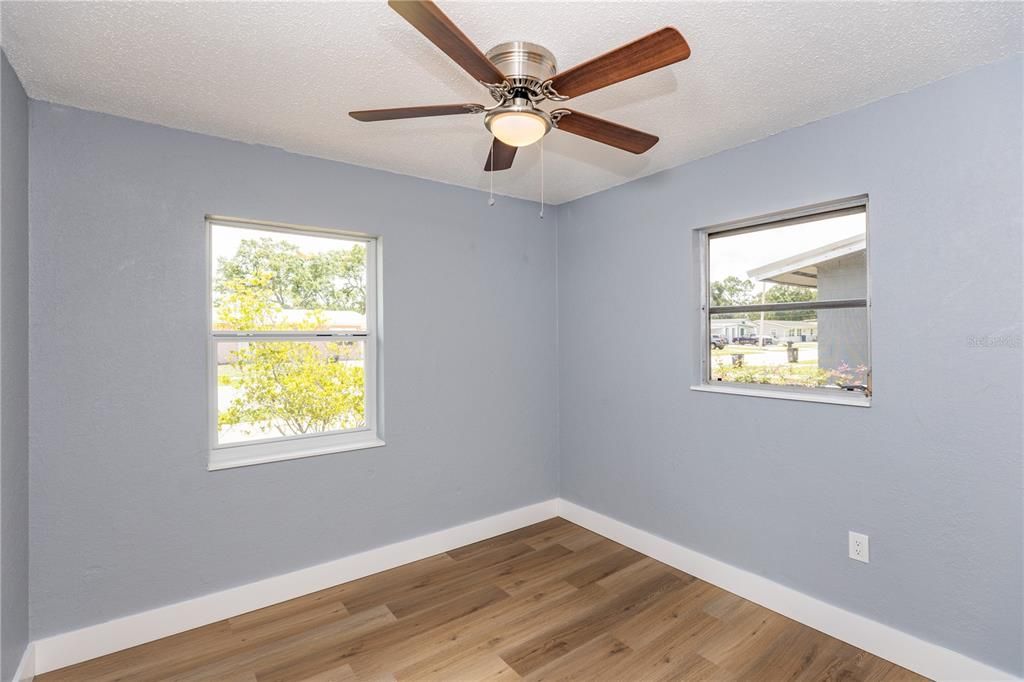 For Sale: $339,000 (3 beds, 1 baths, 1171 Square Feet)