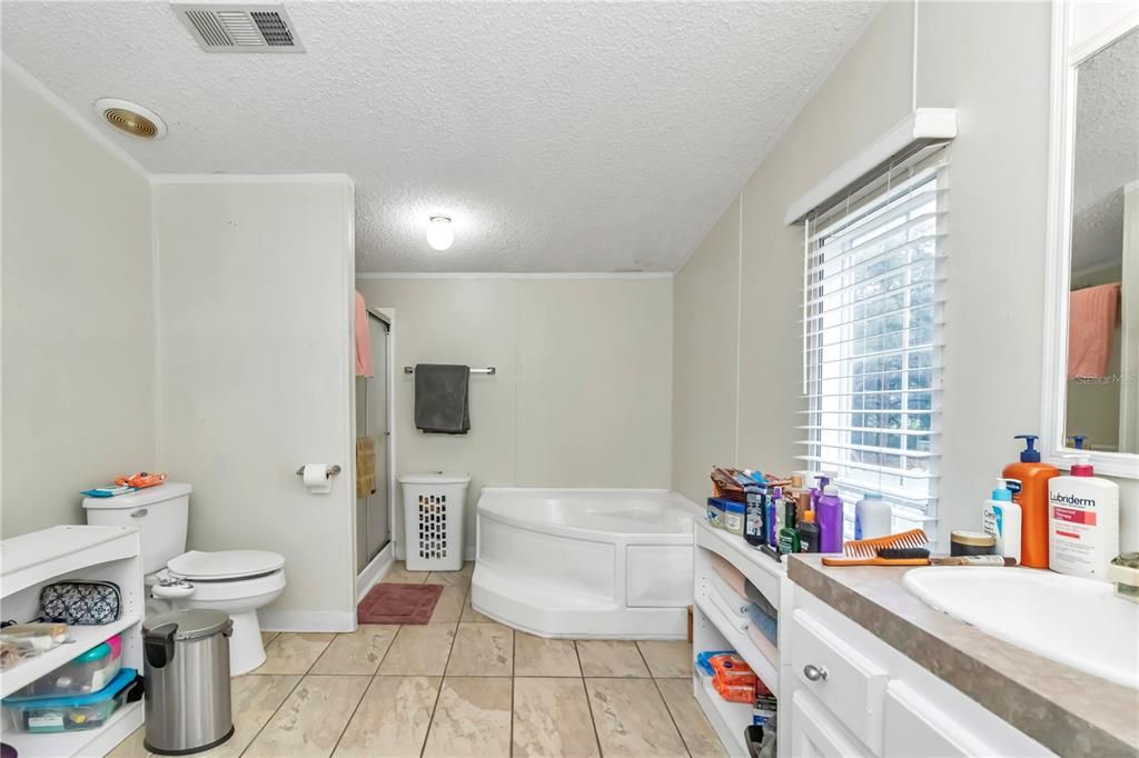 For Sale: $239,000 (3 beds, 2 baths, 2280 Square Feet)