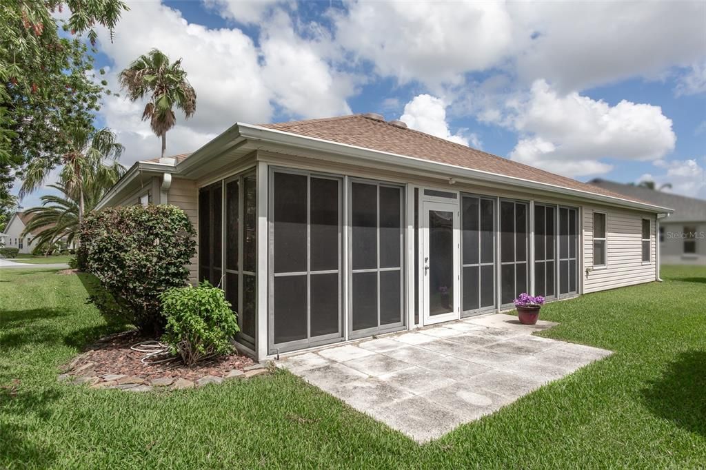 For Sale: $449,900 (3 beds, 2 baths, 2103 Square Feet)