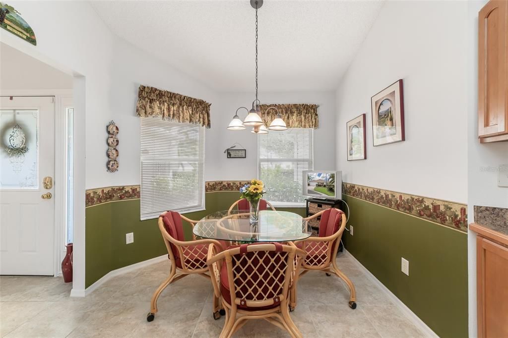 For Sale: $449,900 (3 beds, 2 baths, 2103 Square Feet)