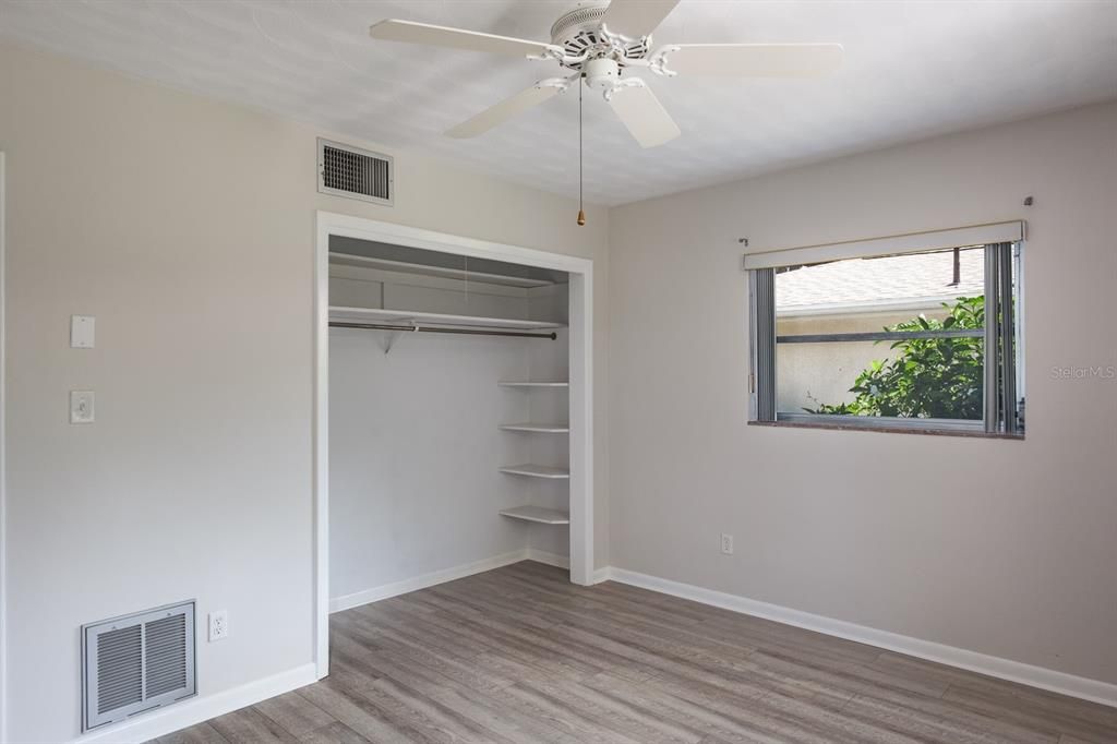 For Sale: $424,900 (2 beds, 2 baths, 1536 Square Feet)