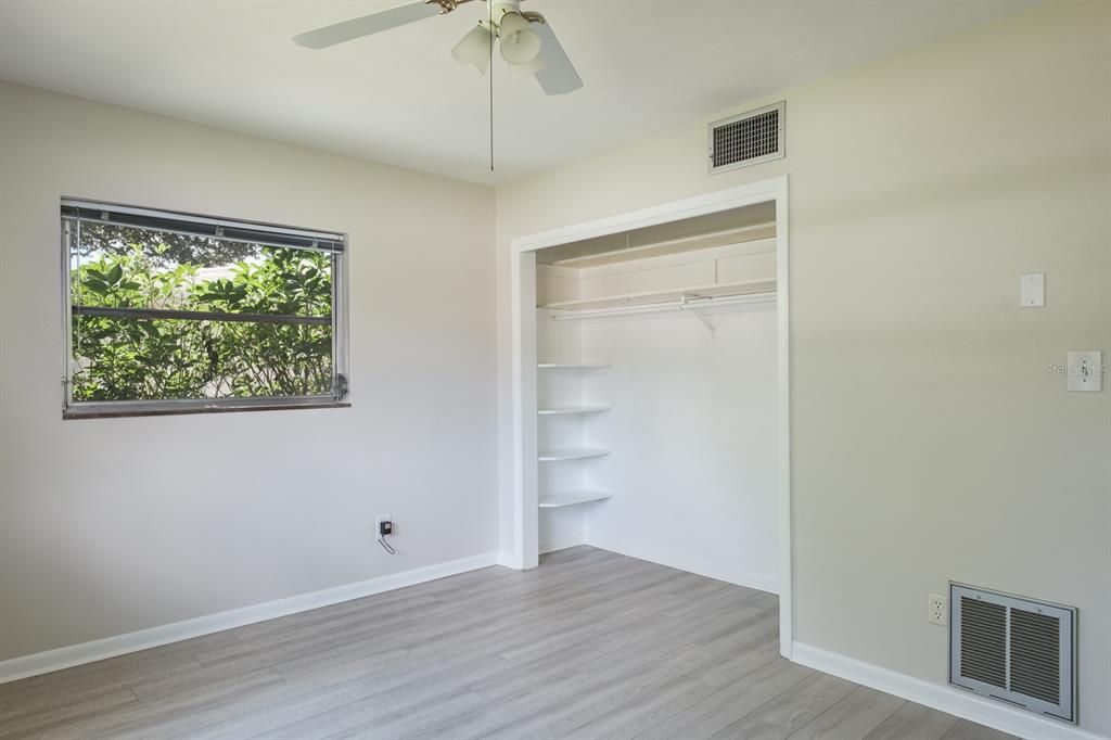 For Sale: $424,900 (2 beds, 2 baths, 1536 Square Feet)