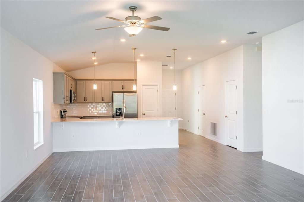 For Sale: $399,000 (4 beds, 2 baths, 1803 Square Feet)